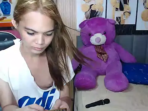 Raffa ella69 online show from December 23, 2025, 7:51 am