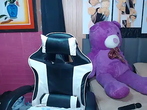 Snapshot of Raffa_ella69 chatting on March 2, 2026, 1:28 am Raffa ella69 online show from March 2, 2026, 1:28 am