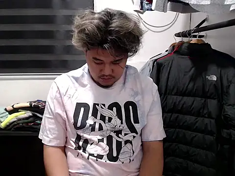 Snapshot of tastylicious_John19 chatting on December 4, 2025, 12:04 pm tastylicious John19 online show from December 4, 2025, 12:04 pm