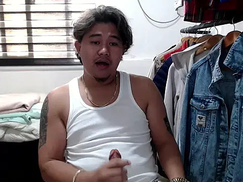 Snapshot of tastylicious_John19 chatting on December 1, 2025, 7:20 am tastylicious John19 online show from December 1, 2025, 7:20 am