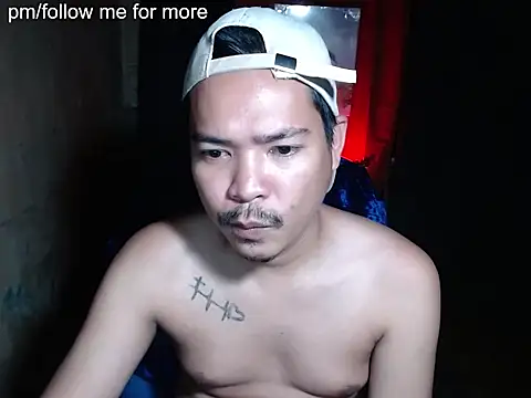 MANIACasianX online show from May 4, 2026, 4:54 pm