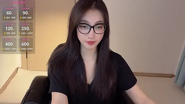 Seraphina-se online show from October 15, 2025, 5:43 pm