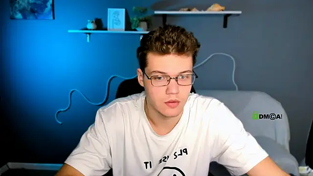 Snapshot of lucas_long_ chatting on October 20, 2025, 8:48 am lucas long online show from October 20, 2025, 8:48 am