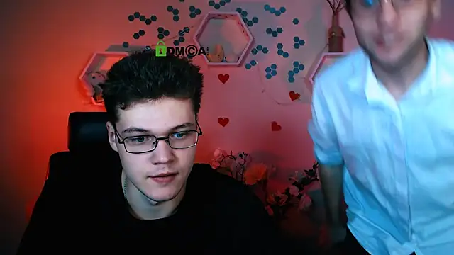 Snapshot of lucas_long_ chatting on October 17, 2025, 7:48 pm lucas long online show from October 17, 2025, 7:48 pm