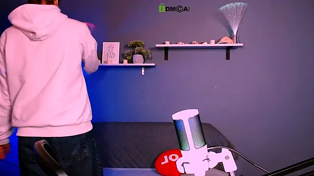 Snapshot of lucas_long_ chatting on December 14, 2025, 9:37 am lucas long online show from December 14, 2025, 9:37 am