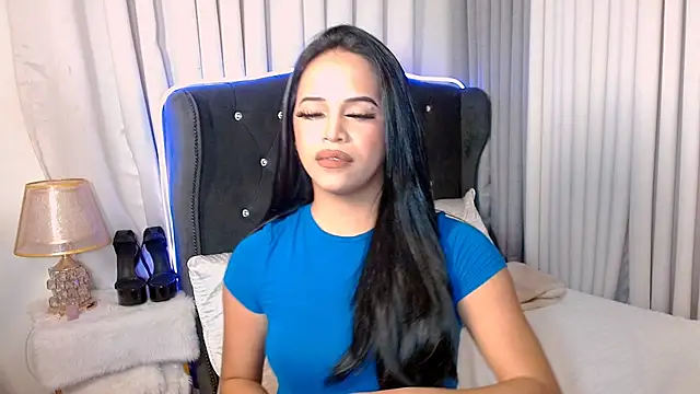 Snapshot of Lorainnelustts chatting on October 12, 2025, 5:14 pm Lorainnelustts online show from October 12, 2025, 5:14 pm