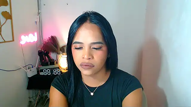 Snapshot of Lorainnelustts chatting on March 9, 2026, 2:15 am Lorainnelustts online show from March 9, 2026, 2:15 am