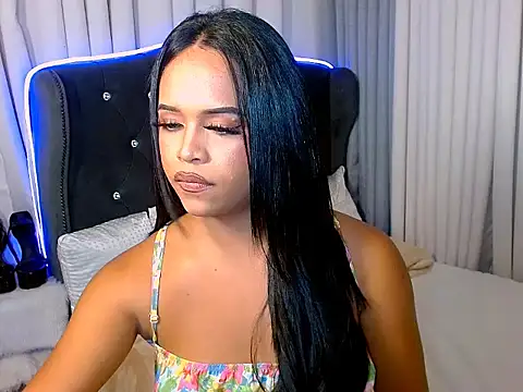 Snapshot of Lorainnelustts chatting on October 10, 2025, 1:45 pm Lorainnelustts online show from October 10, 2025, 1:45 pm