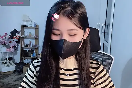    Daisy    online show from November 7, 2025, 2:43 pm