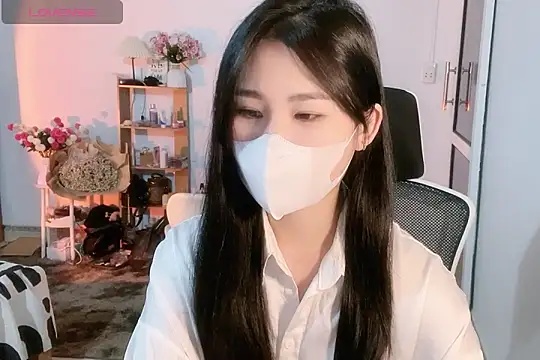    Daisy    online show from October 11, 2025, 1:12 pm