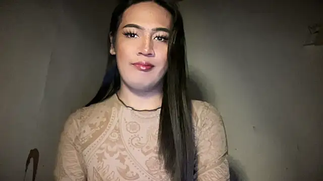 fallon empress143 online show from October 31, 2025, 8:16 pm