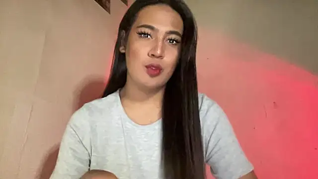 fallon empress143 online show from February 3, 2026, 11:21 pm