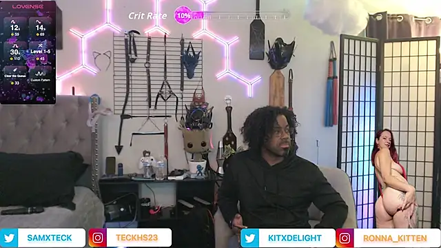 Snapshot of SamXTeck chatting on November 29, 2025, 2:44 am SamXTeck online show from November 29, 2025, 2:44 am