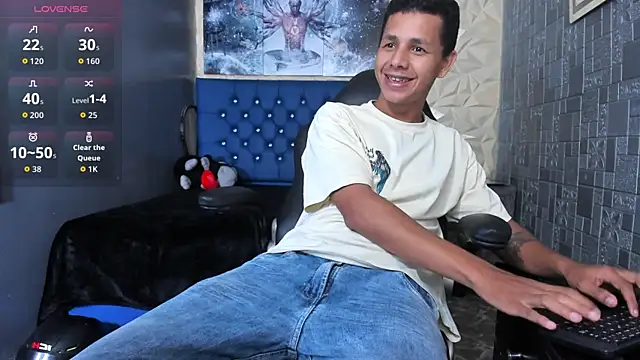 BigMonstercoks69 online show from March 30, 2026, 11:22 am