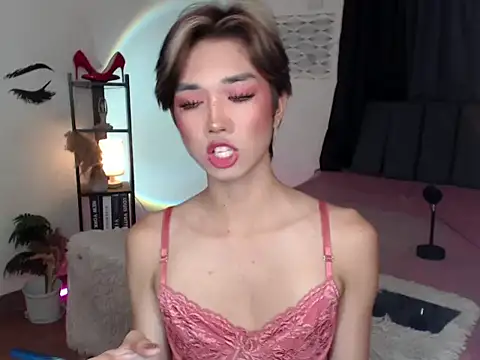 Lavictoriathegreat online show from November 18, 2025, 1:25 pm