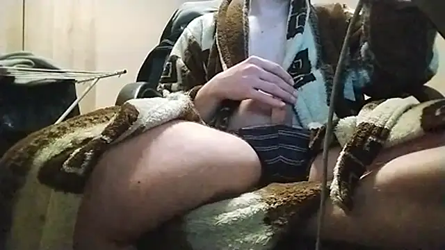 Snapshot of dirtyloud chatting on February 15, 2026, 2:34 am dirtyloud online show from February 15, 2026, 2:34 am