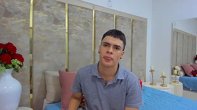 Snapshot of BenitoSaenz chatting on February 14, 2026, 1:22 pm BenitoSaenz online show from February 14, 2026, 1:22 pm