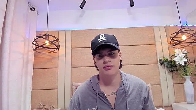 BenitoSaenz online show from November 29, 2025, 12:16 pm