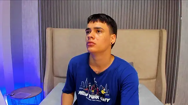 Snapshot of BenitoSaenz chatting on March 12, 2026, 12:53 pm BenitoSaenz online show from March 12, 2026, 12:53 pm