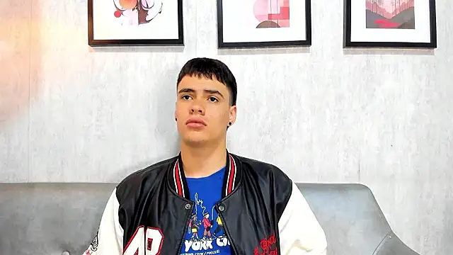 Snapshot of BenitoSaenz chatting on March 8, 2026, 1:25 pm BenitoSaenz online show from March 8, 2026, 1:25 pm