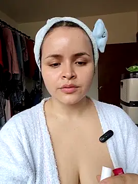 SeleneLuminari8 online show from April 29, 2026, 5:30 pm