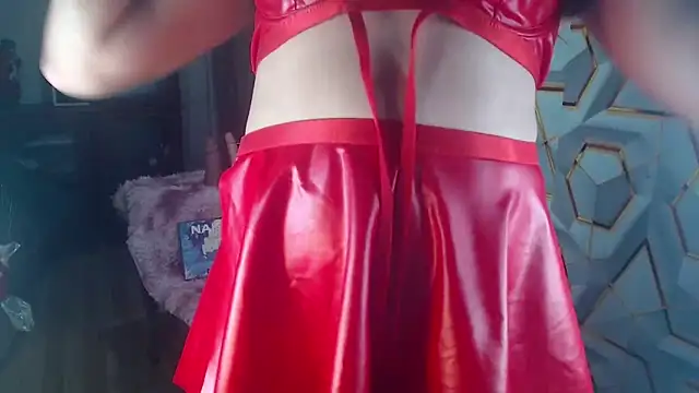 ts shantal online show from September 10, 2025, 5:28 am