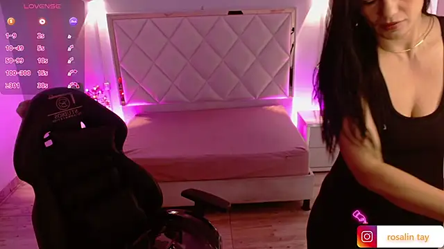 Rosalind tay online show from February 20, 2026, 12:51 pm