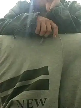 Snapshot of Luk909090 chatting on November 8, 2025, 2:04 am Luk909090 online show from November 8, 2025, 2:04 am