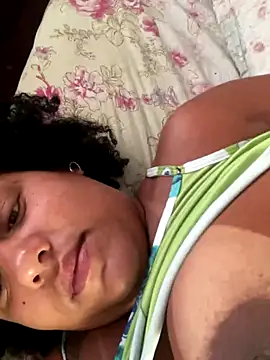 Snapshot of morenaluaa chatting on October 7, 2025, 9:54 am morenaluaa online show from October 7, 2025, 9:54 am