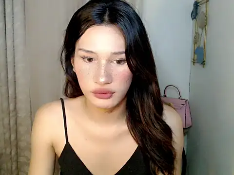 Snapshot of SerenaCortesi chatting on April 9, 2026, 4:13 pm SerenaCortesi online show from April 9, 2026, 4:13 pm