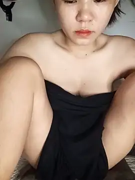 Snapshot of Ladygirl_x chatting on July 10, 2026, 5:35 pm Ladygirl x online show from July 10, 2026, 5:35 pm