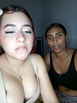 Snapshot of Chloe_Sky_love chatting on November 29, 2025, 11:38 pm Chloe Sky love online show from November 29, 2025, 11:38 pm