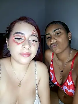 Snapshot of Chloe_Sky_love chatting on October 11, 2025, 3:40 am Chloe Sky love online show from October 11, 2025, 3:40 am