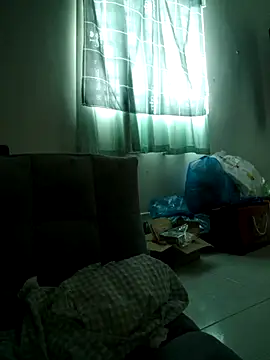 Snapshot of Suna_Lina chatting on November 3, 2025, 2:28 am Suna Lina online show from November 3, 2025, 2:28 am