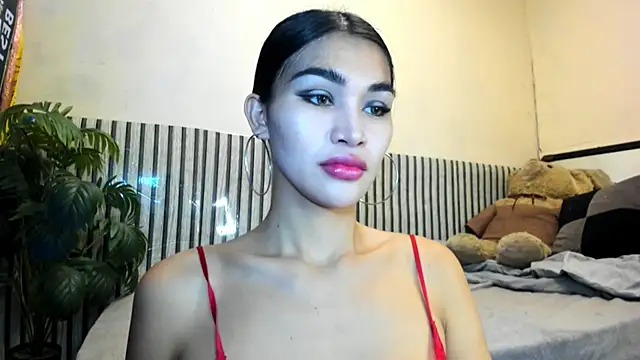 Snapshot of Ms_Monica chatting on May 8, 2026, 8:29 am Ms Monica online show from May 8, 2026, 8:29 am