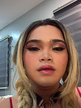 Snapshot of VictoriaL0ve chatting on November 7, 2025, 2:43 pm VictoriaL0ve online show from November 7, 2025, 2:43 pm