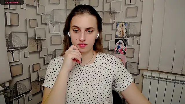 Snapshot of AmandaDimond_ chatting on September 15, 2025, 10:59 am AmandaDimond online show from September 15, 2025, 10:59 am
