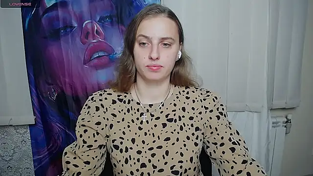 AmandaDimond  online show from July 7, 2026, 12:31 pm