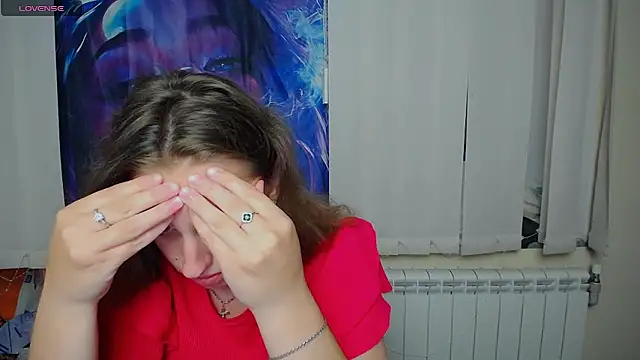 AmandaDimond  online show from June 3, 2026, 2:33 pm