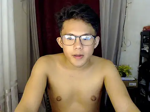 twink asianbunny online show from November 12, 2025, 4:22 pm