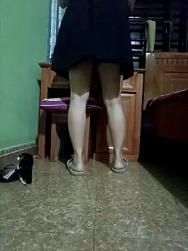 SexyQueen99 online show from December 3, 2025, 9:47 pm