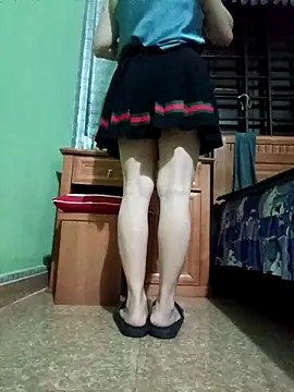 SexyQueen99 online show from April 27, 2026, 9:46 pm