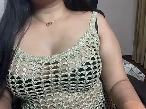 Snapshot of Anushka_01 chatting on September 26, 2025, 7:32 pm Anushka 01 online show from September 26, 2025, 7:32 pm