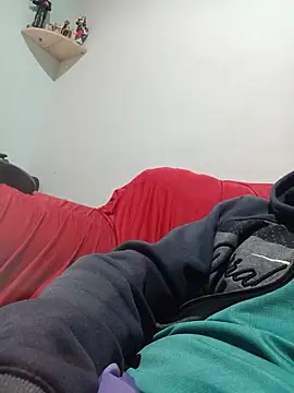 Snapshot of Suamulherfeliz chatting on June 25, 2026, 10:42 am Suamulherfeliz online show from June 25, 2026, 10:42 am