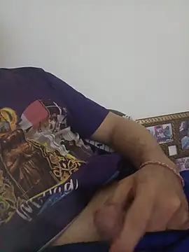 Snapshot of Suamulherfeliz chatting on July 23, 2026, 10:12 am Suamulherfeliz online show from July 23, 2026, 10:12 am