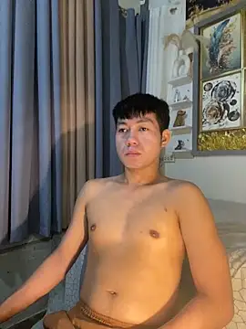 Snapshot of xshyboyx chatting on February 18, 2026, 2:31 am xshyboyx online show from February 18, 2026, 2:31 am