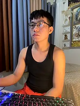 Snapshot of xshyboyx chatting on November 19, 2025, 2:55 am xshyboyx online show from November 19, 2025, 2:55 am