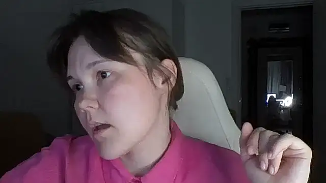 Snapshot of Qaynii chatting on September 27, 2025, 3:29 pm Qaynii online show from September 27, 2025, 3:29 pm