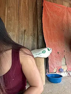 ThiHa003 online show from April 24, 2026, 4:03 am