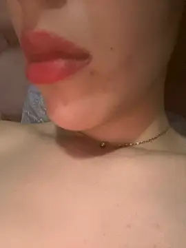 Mimisixo online show from July 18, 2026, 1:47 am